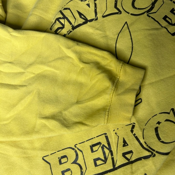 Pacsun x Playboy Sweatshirt Yellow Pullover Venice Beach Logo - Picture 4 of 6